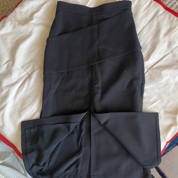 ALEXANDER MCQUEEN black pencil skirt with sash - Picture 6 of 10